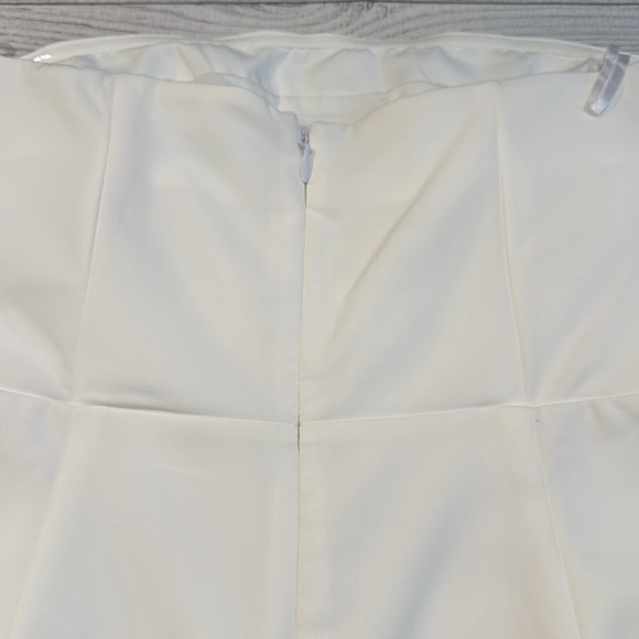 New York & Company Shorts Romper off white size L NWT - Picture 5 of 16